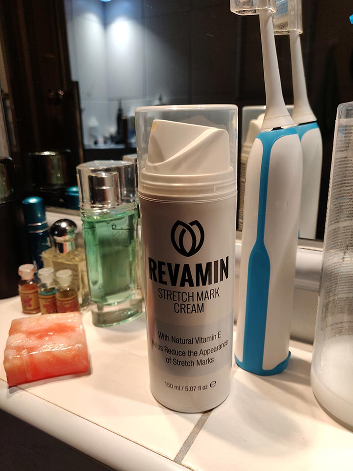 Stretch Marks 10 a cream bottle.
